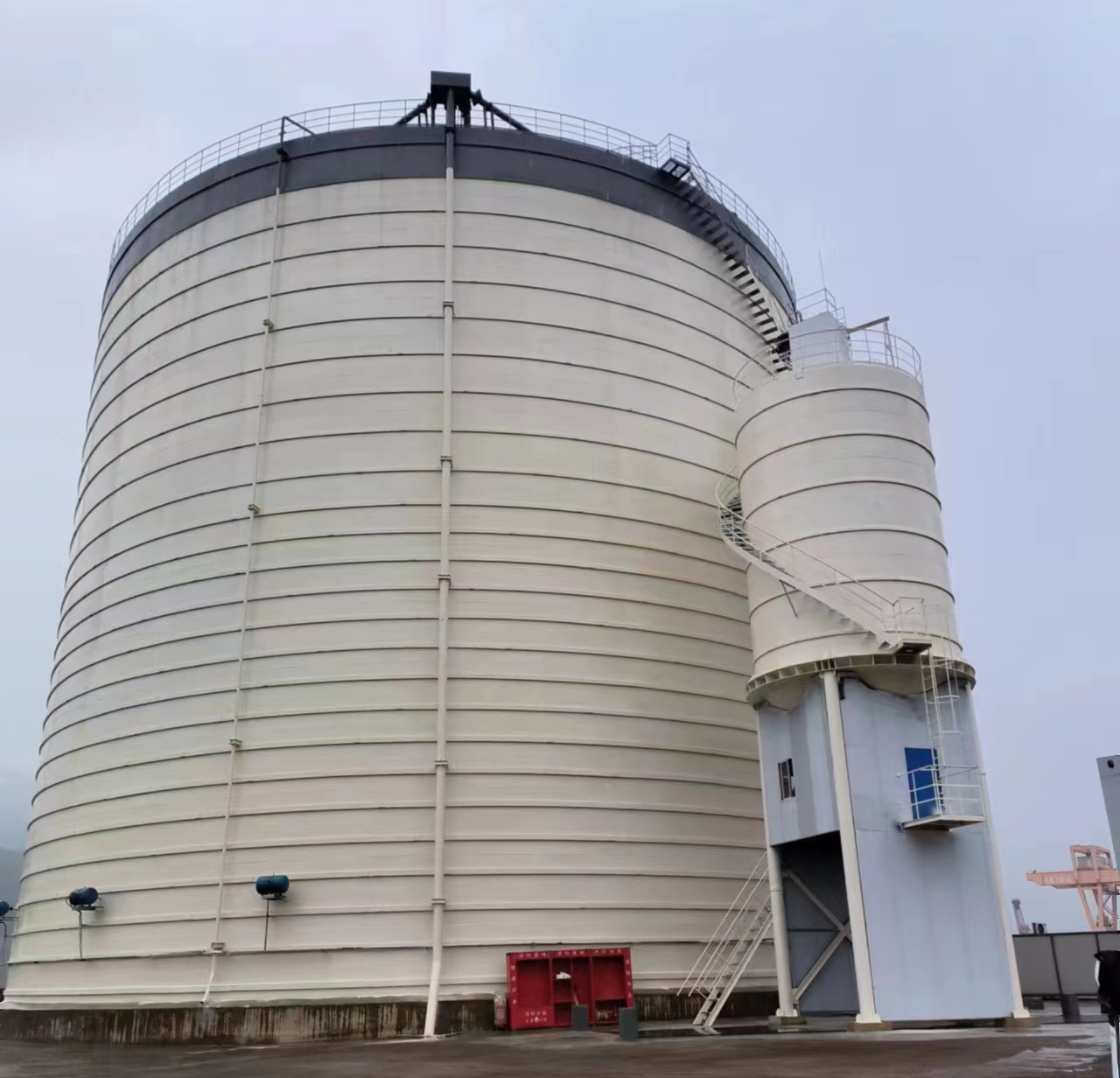 伊宁县10万吨水泥钢板库